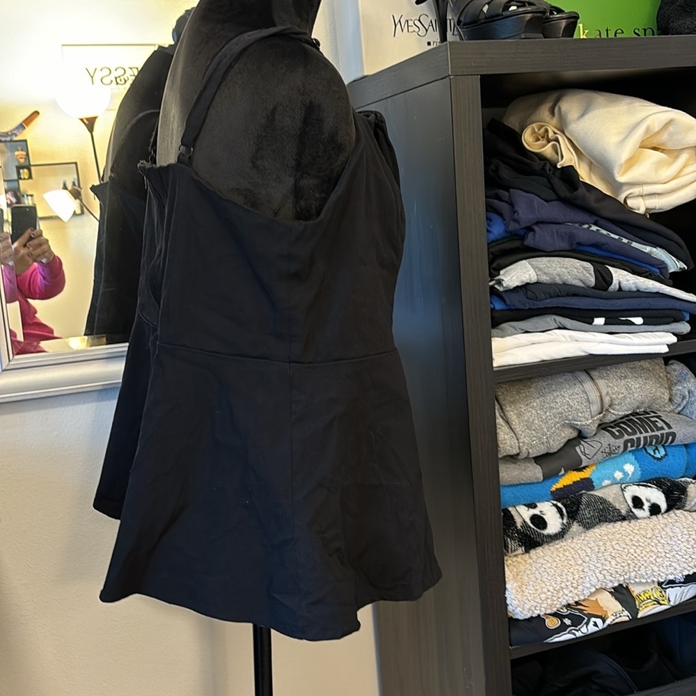 Torrid Top - Picture 4 of 9